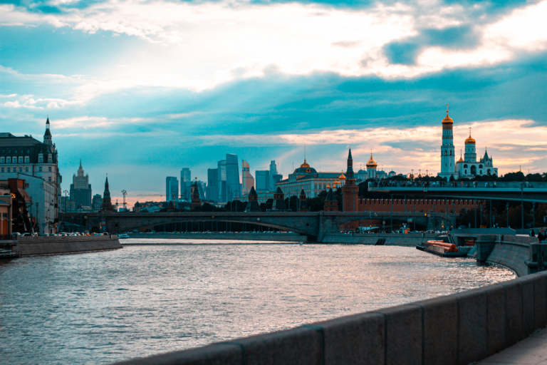 Сделать визу в Англию в Москве